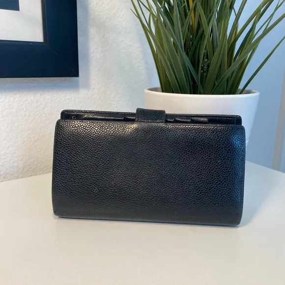 CHANEL Caviar Long Wallet